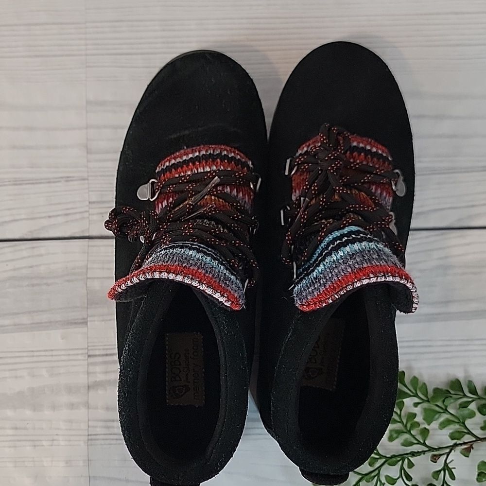 Bobs By Skechers Black Suede Ankle Boots with Multicolor Knit Accents Size 6 - Picture 5 of 9